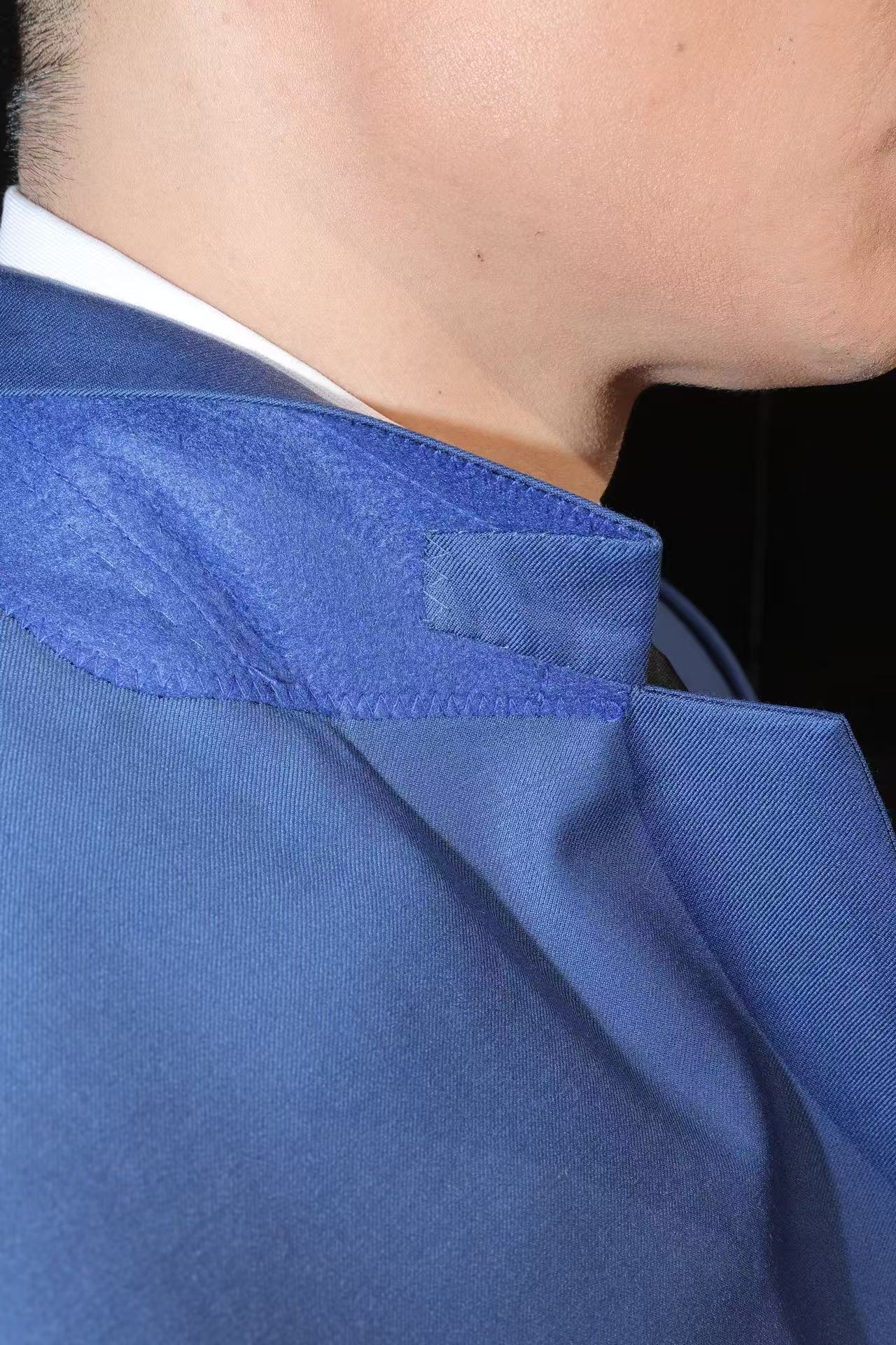 Imported 100% Wool Sapphire Blue Slim-fit Casual Men‘s Business Suits