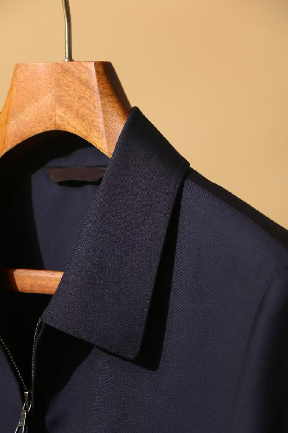 Imported 100% Wool Twilight Blue Fine Twill Slim-Fit Casual Men‘s Business Jacket