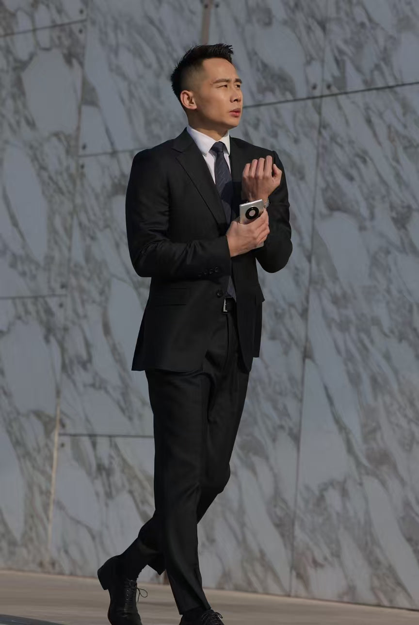 Imported 100% Wool Dark Grey Slim-fit Casual Men‘s Business Suits