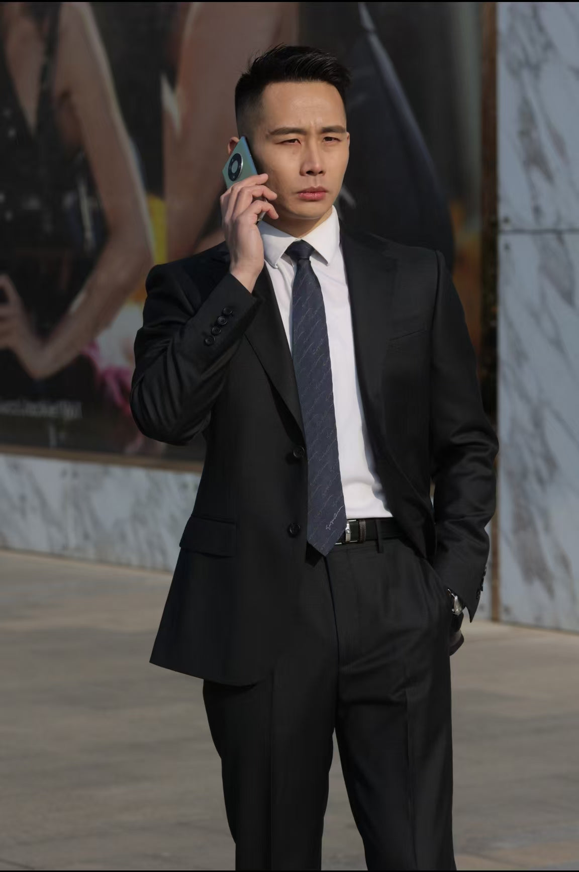 Imported 100% Wool Dark Grey Slim-fit Casual Men‘s Business Suits