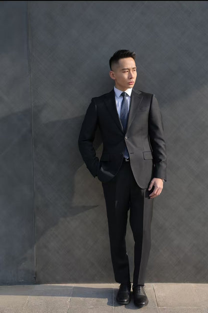 Imported 100% Wool Dark Grey Slim-fit Casual Men‘s Business Suits