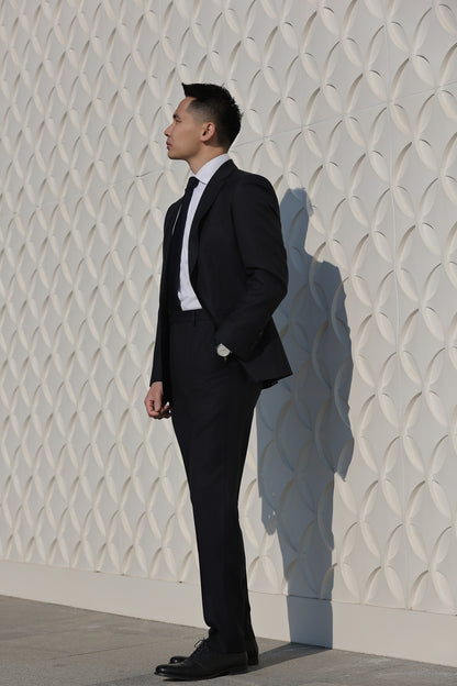 Imported 100% Wool Subtle Pattern Navy Blue Slim-fit Casual Men‘s Business Suits